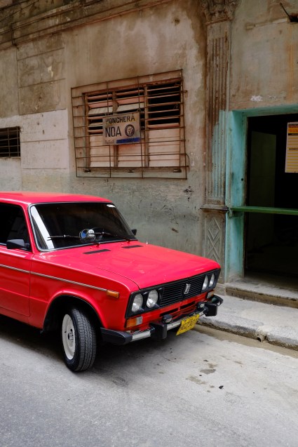 Lada rouge